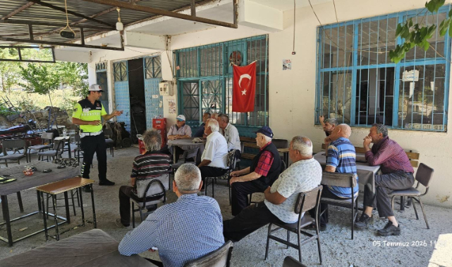 Eşme'de Çiftçilere Traktör Güvenliği Eğitimi