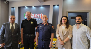 Uşak İl Emniyet Müdürü Taner Çiftçi ile İl Jandarma Komutanı Jandarma Albay Özgür Kılıç, Egem TV'yi ziyaret etti.