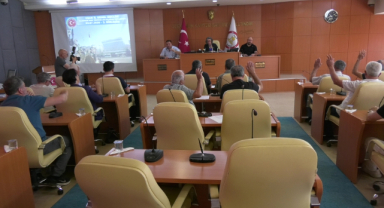Uşak İl Genel Meclisi'nde Gedik Piliç Raporları Görüşüldü