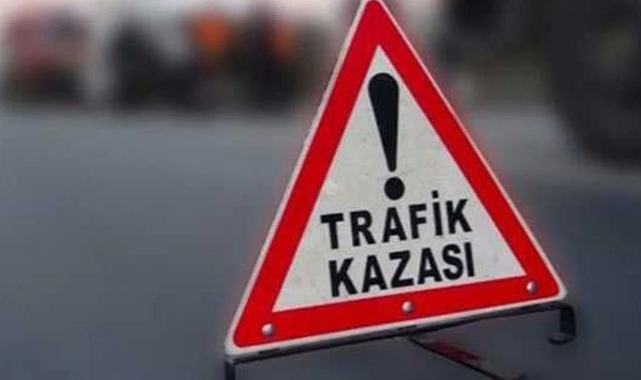 Uşak’ta kamyon traktöre çarptı: 1 yaralı