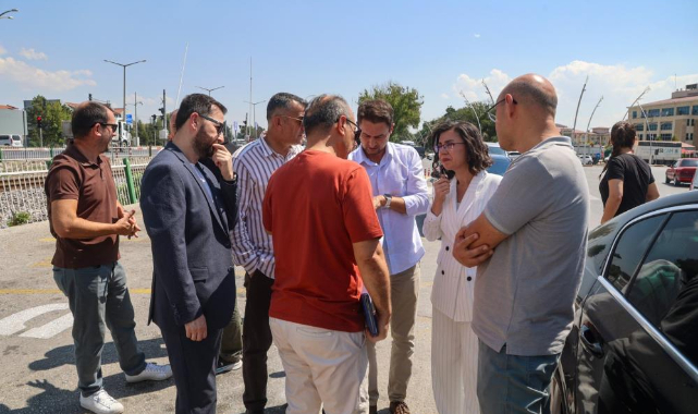Uşak Belediye Başkan Vekili Terekeci Özkan bisiklet yolu güzergahında incelemelerde bulundu
