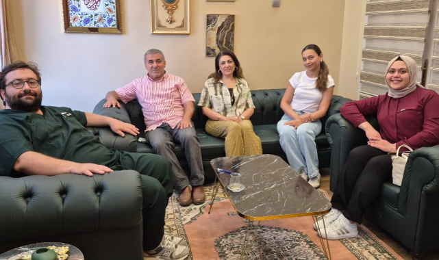 UŞAK'IN SEVİLEN AĞIZ VE DİŞ SAĞLIĞI UZMANLARI