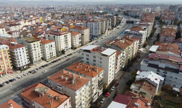 UŞAK’TA KONUT SATIŞLARI GERİLEDİ: TEMMUZDA 589 KONUT EL DEĞİŞTİ