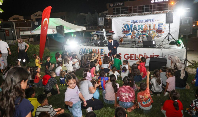 Uşak'ta mahalle şenliği düzenlendi