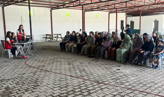 Uşak İl Tarım ve Orman Müdürlüğü personelleri üreticilerle bir araya geldi