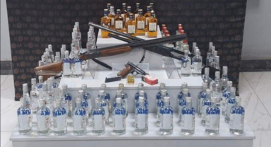 Uşak’ta kaçak alkol ve sigara operasyonu