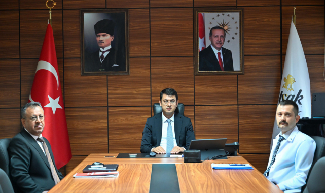 UŞAK’TA SAĞLIK HİZMETLERİ MASAYA YATIRILDI