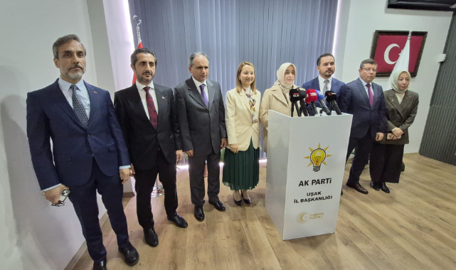 AK PARTİ Genel Başkan Yardımcısı Özlem Zengin, Uşak Teşkilatını Ziyaret Etti