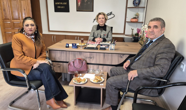 EGEM TV YÖNETİMİNDEN UŞAK DİŞ HEKİMLERİ ODASI BAŞKANI AYŞE ÖZGÜL SARICA'YA ZİYARET