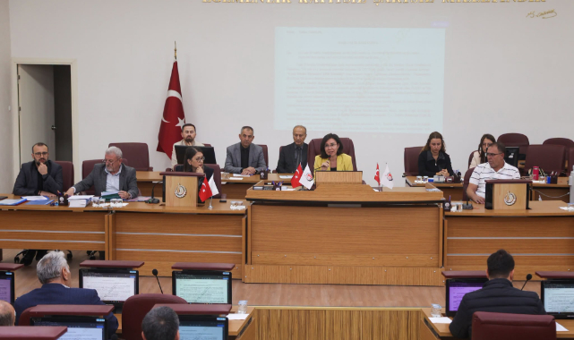 Uşak Belediye Meclisi’nde İstifaların Ardından Yeni Dağılım Netleşti