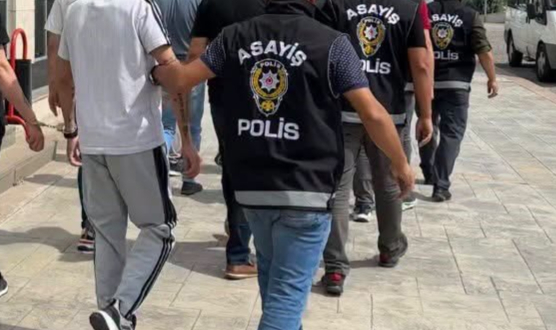 Uşak merkezli suç örgütü operasyonunda 6 kişi tutuklandı