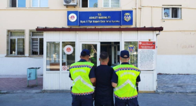Uşak’ta jandarma ekiplerince kesinleşmiş hapis cezası bulunan 25 aranan şahıs yakalandı