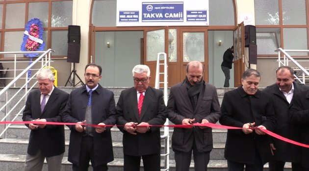 Kemalöz Mahallesinde Yapılan Takva Camisi Dualarla İbadete Açıldı.