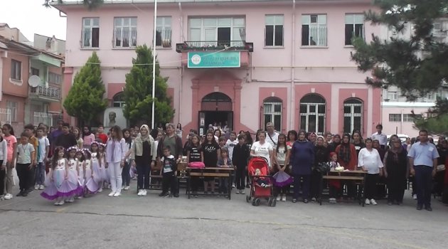 Uşak Halit Ziya Uşaklıgil Ortaokulunda Geleneksel Keşkek Günü!