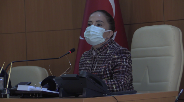 Vali Funda Kocabıyık, UTSO, Uşak OSB, Karma OSB ve Uşak Esnaf ve Sanatkârları Odaları Birliği başkan ve üyeleri ile bir araya gelerek ilimizdeki Covid-19 tedbirlerini değerlendirdi.